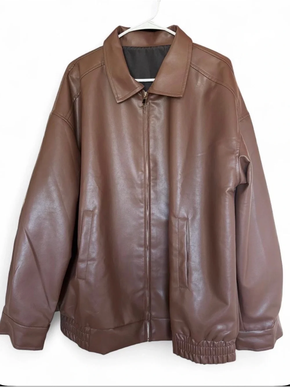 WOMEN’S OVERSIZED LEATHER BOMBER JACKET
